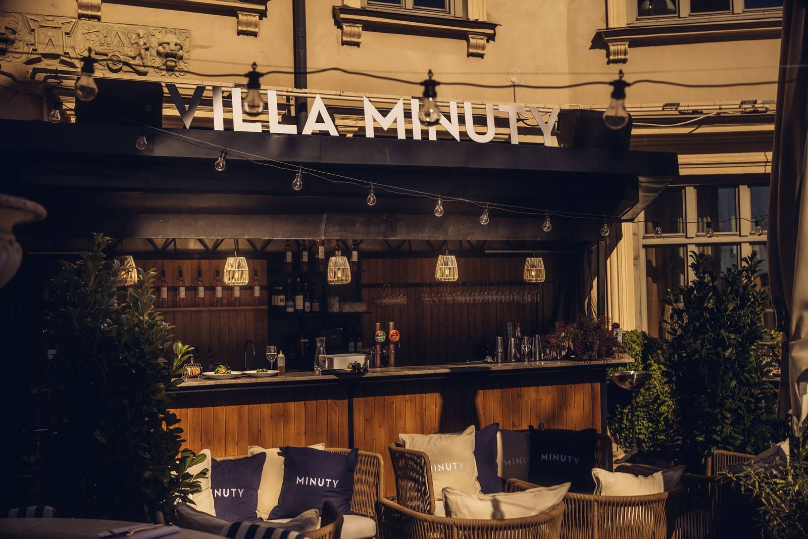 Lydmar Hotel Villa Minuty Terrace 露台酒吧