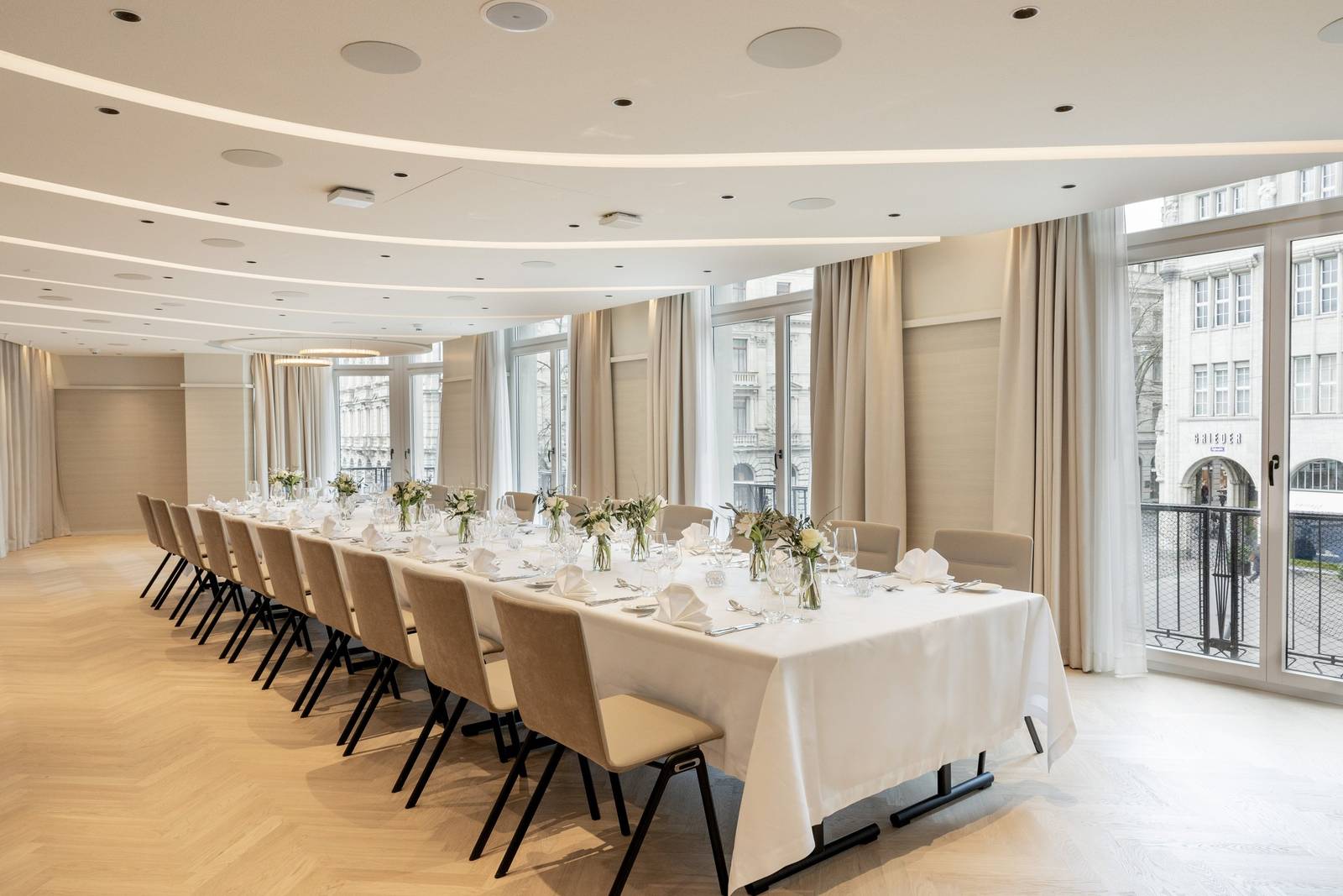 蘇黎世 Mandarin Oriental Savoy Zeughausgallerie 長桌宴會