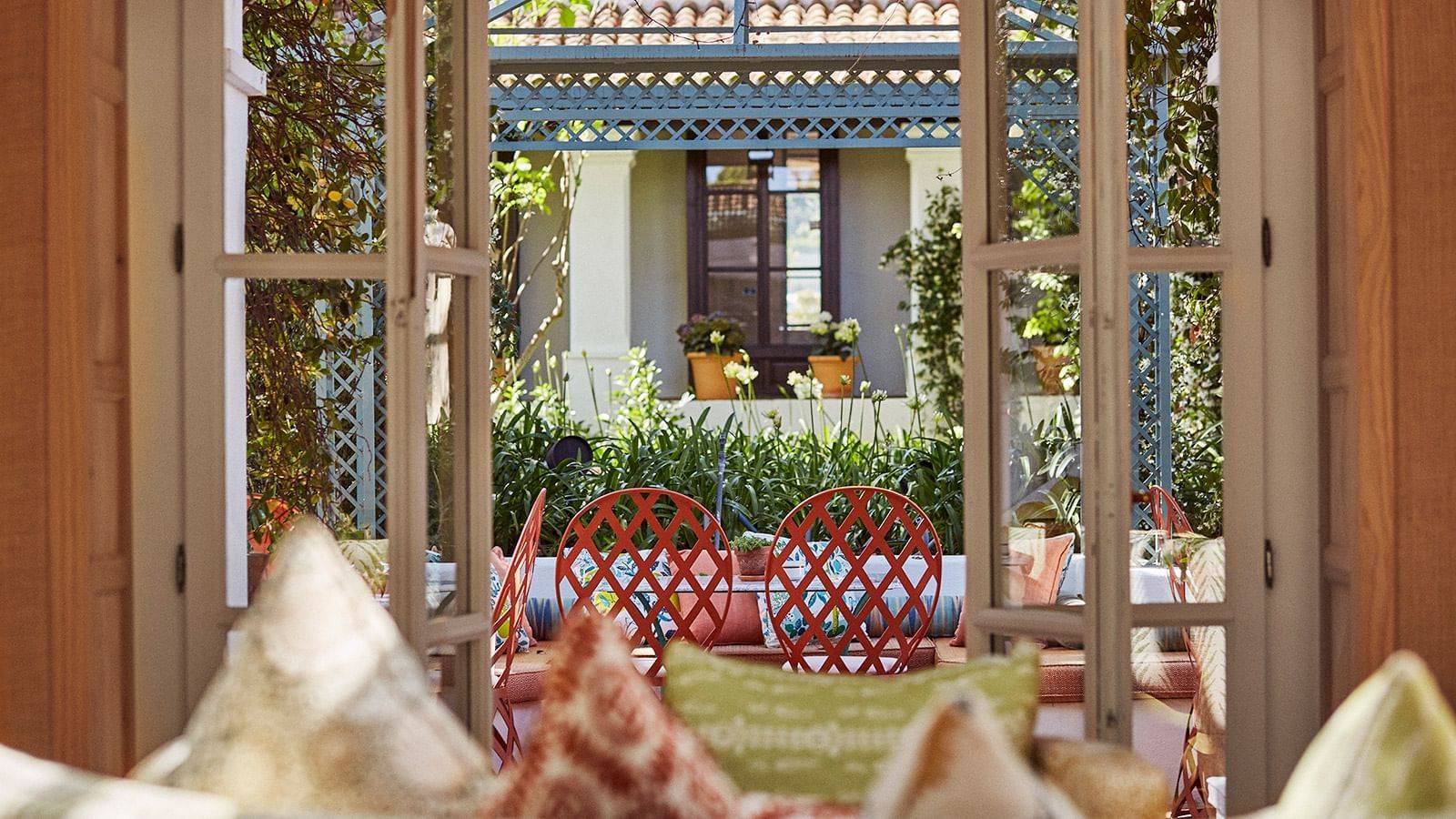Marbella Club Hotel El Patio 餐廳庭院