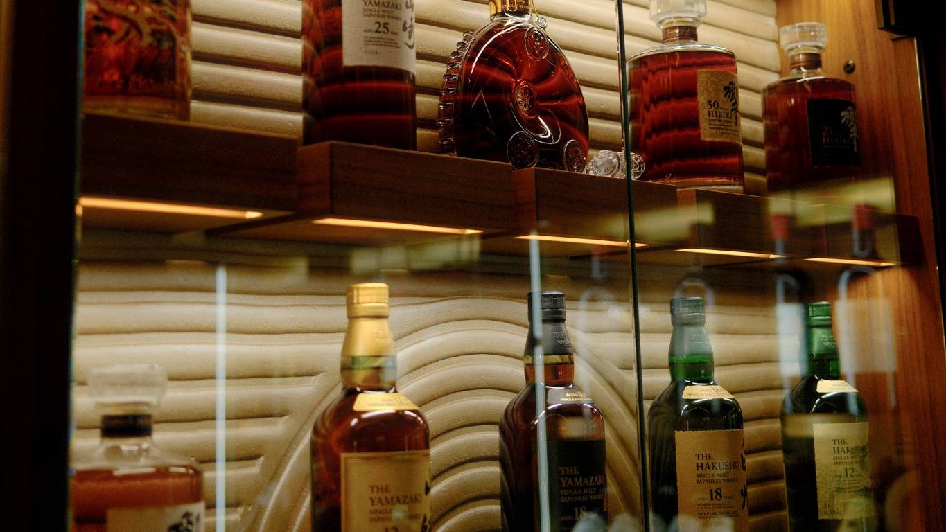 Maya Hotel Maya Bar & Lounge 酒櫃
