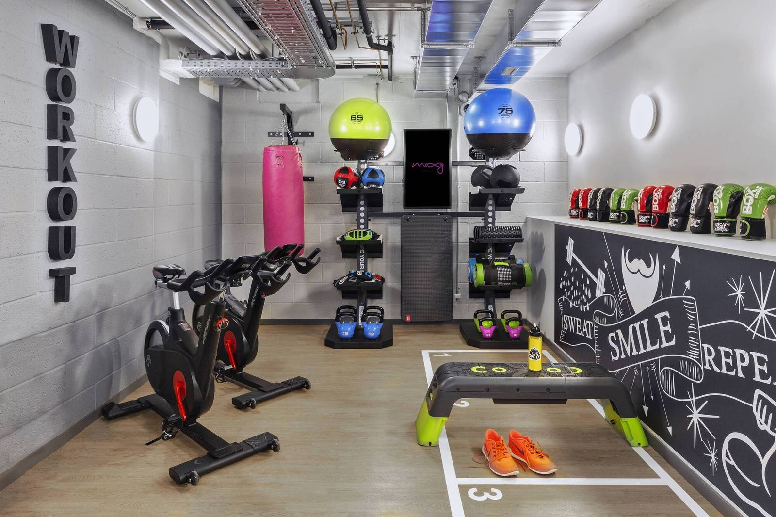 洛桑 Moxy Lausanne City 健身房