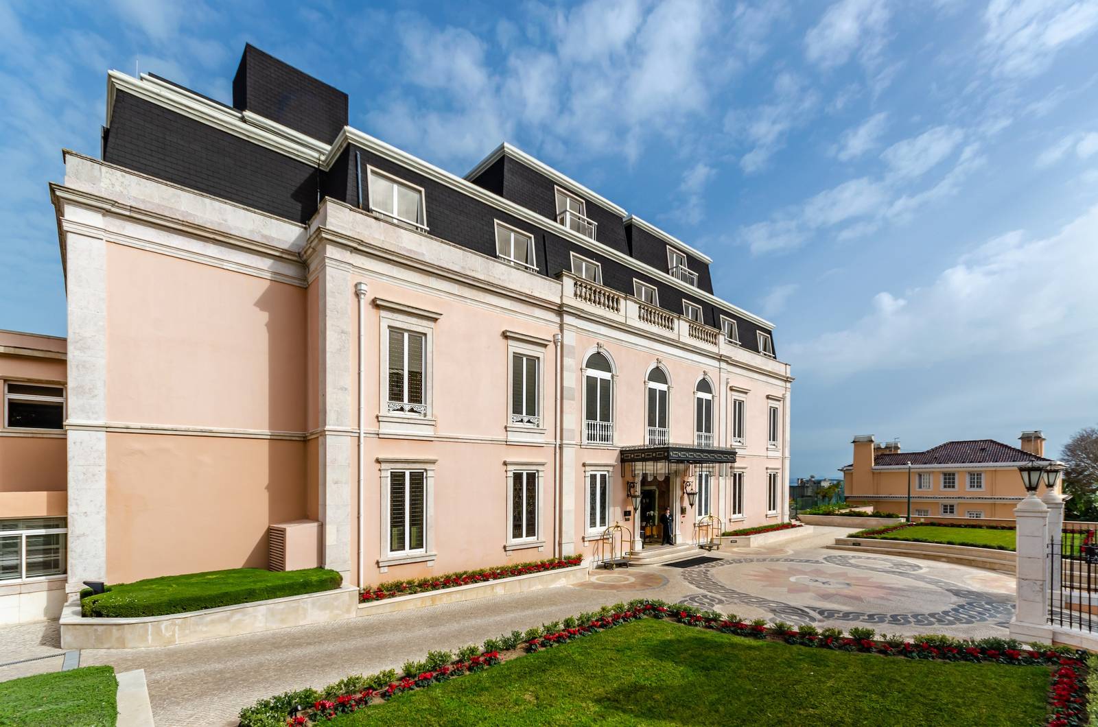 里斯本 Olissippo Lapa Palace 十九世紀宮殿建築外觀