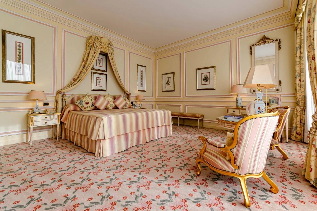 Olissippo Lapa Palace Royal Suite 臥室