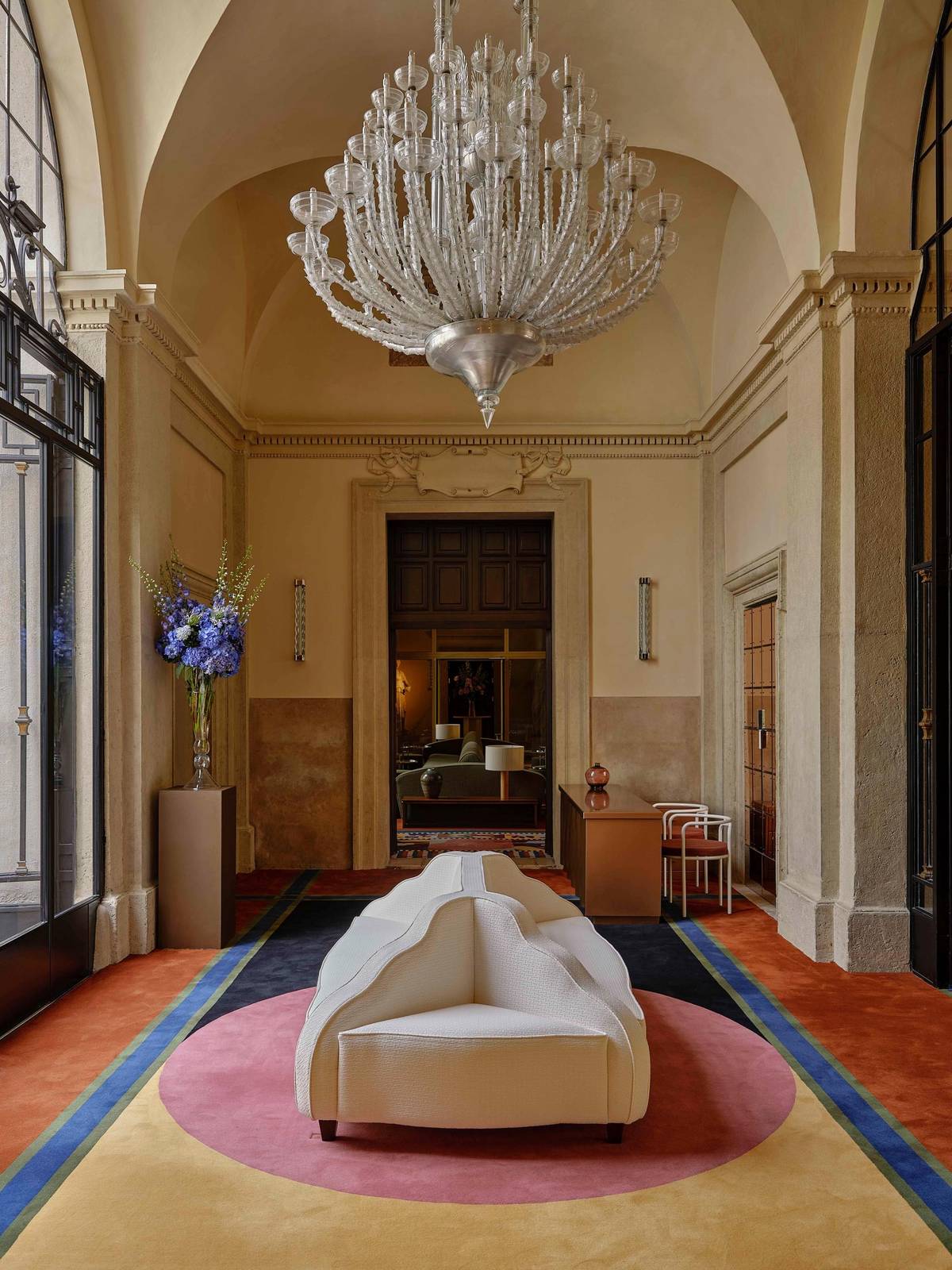 羅馬 Palazzo Talìa 水晶吊燈下的挑高大廳