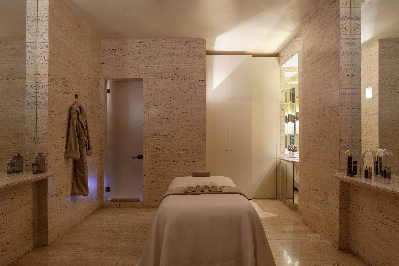 米蘭柏悅酒店 AQVAM Spa 療程室