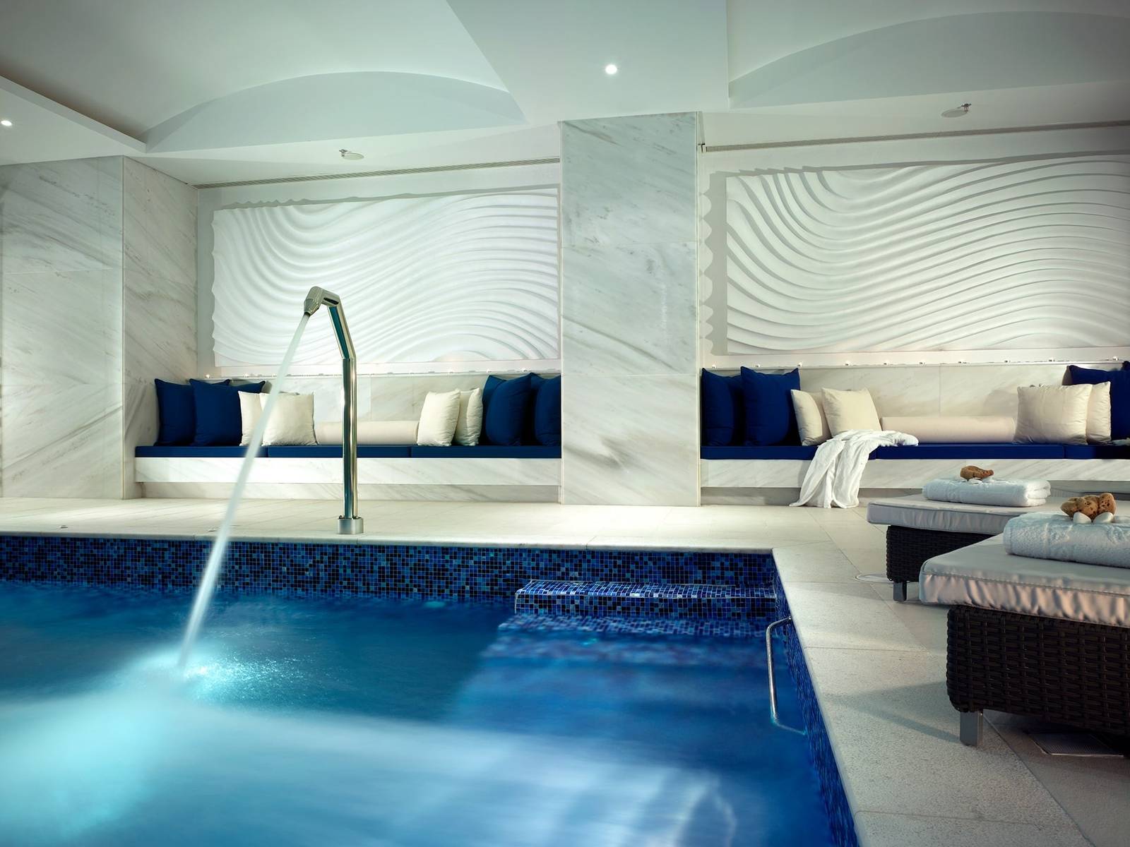 Petasos Beach Resort & Spa Aqua Marine Spa 馬賽克海水療癒池