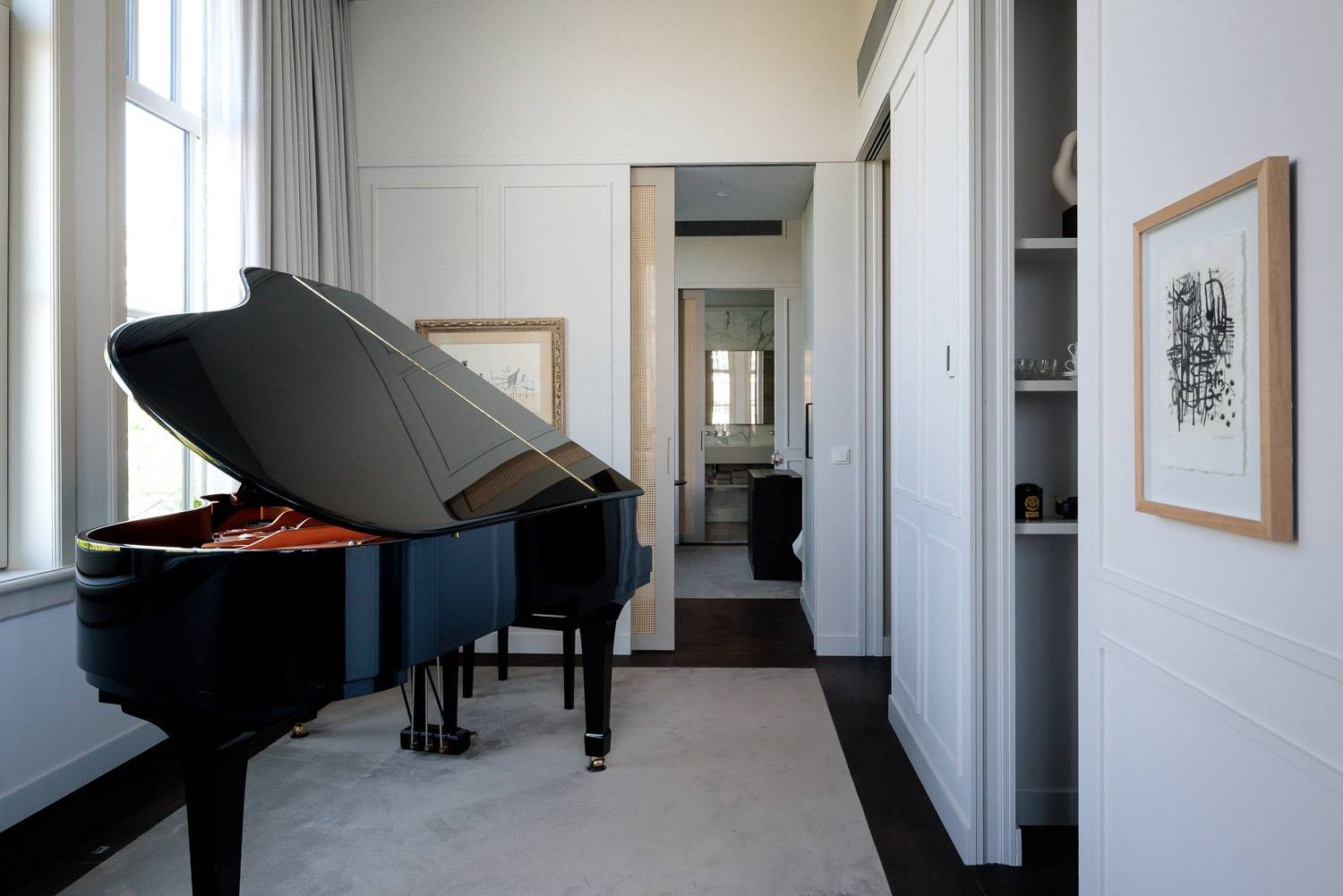 Pillows Grand Suite 起居空間與平台鋼琴