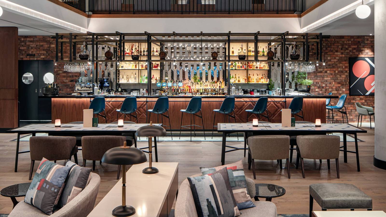 布拉格萬豪酒店 The Artisan Bar 吧台