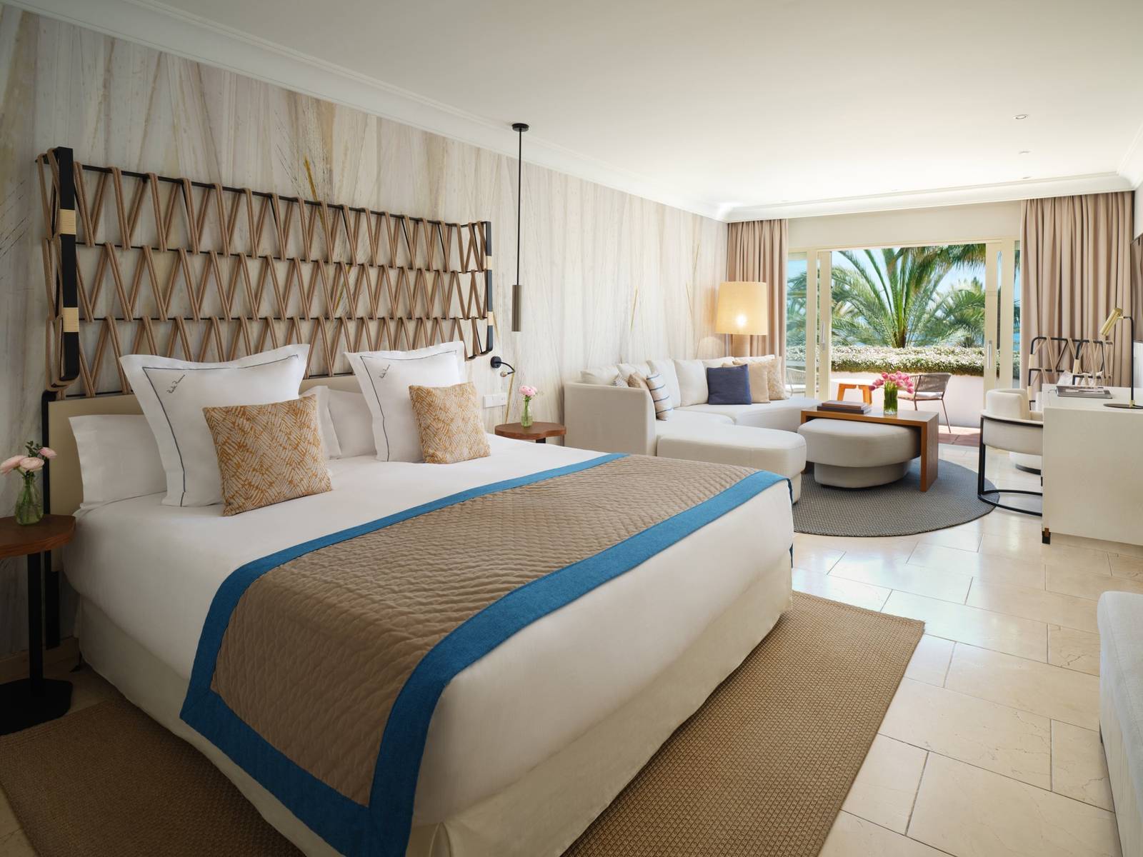 Puente Romano Junior Suite 臥室