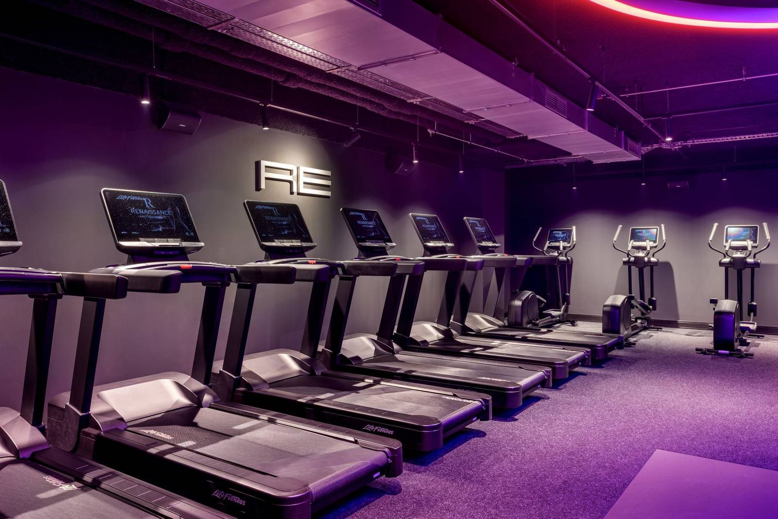 Renaissance Amsterdam Hotel  24 小時健身中心