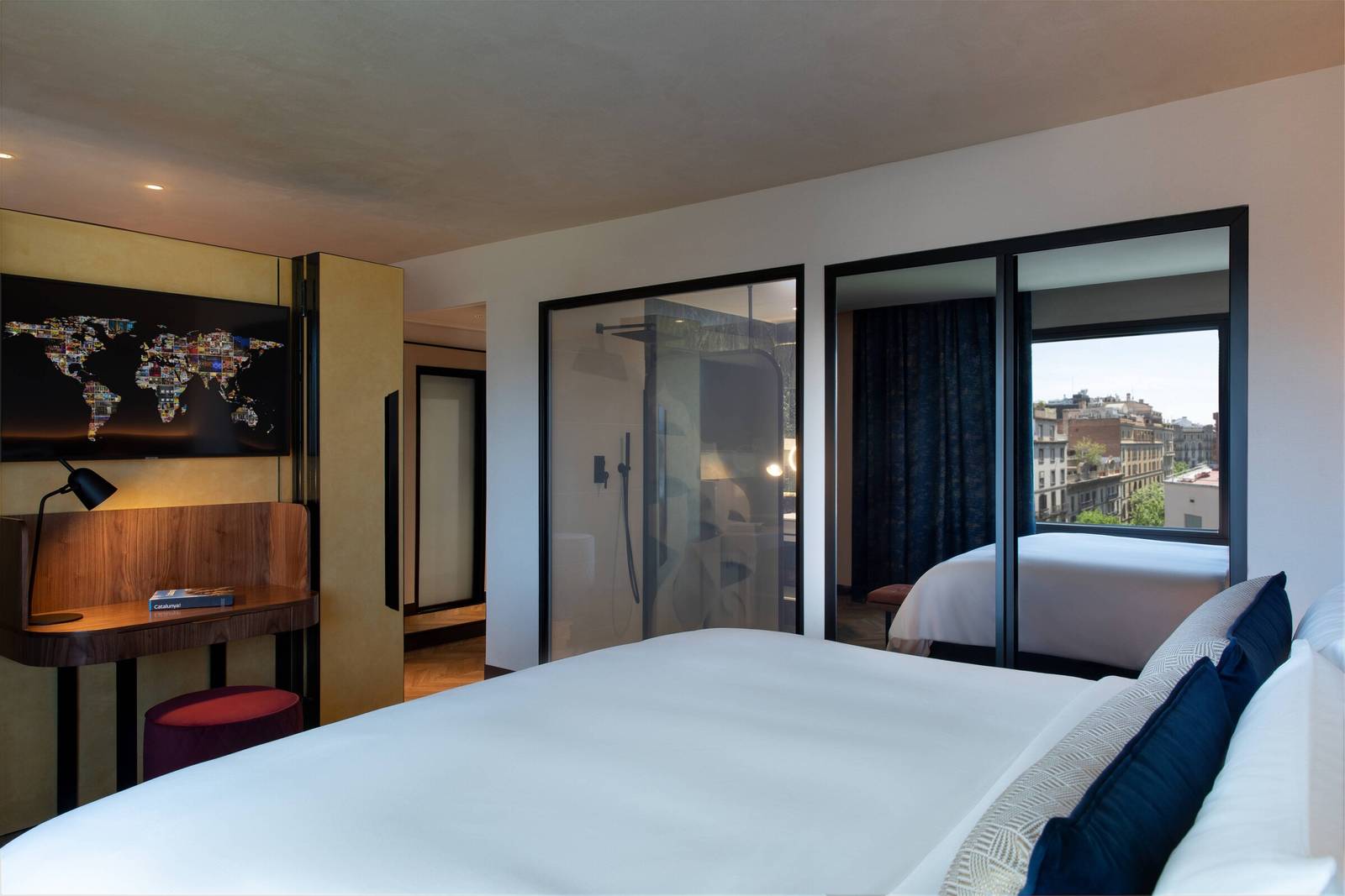 巴塞隆納 Renaissance Barcelona Hotel 套房臥室