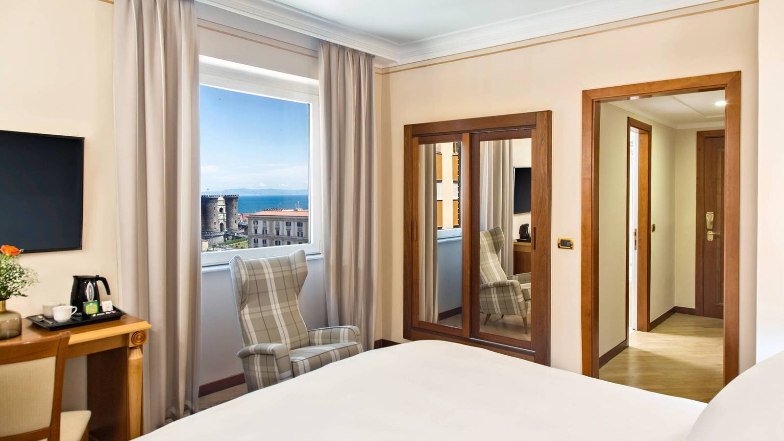 King High Floor Panoramic 海景客房