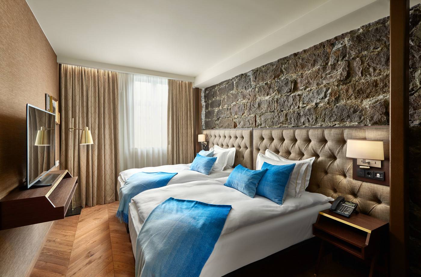 雷克雅維克 Konsulat Hotel Twin Classic 客房與老石牆