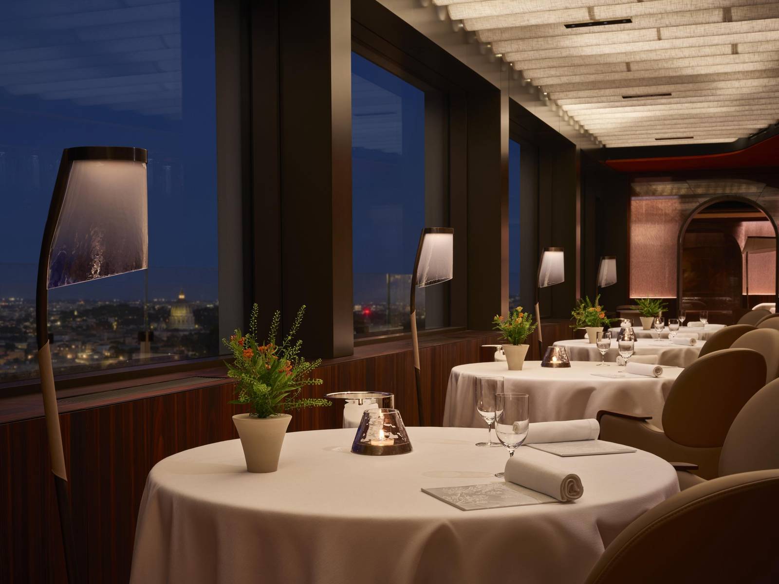 羅馬 Rome Cavalieri La Pergola 餐廳與窗外羅馬景色