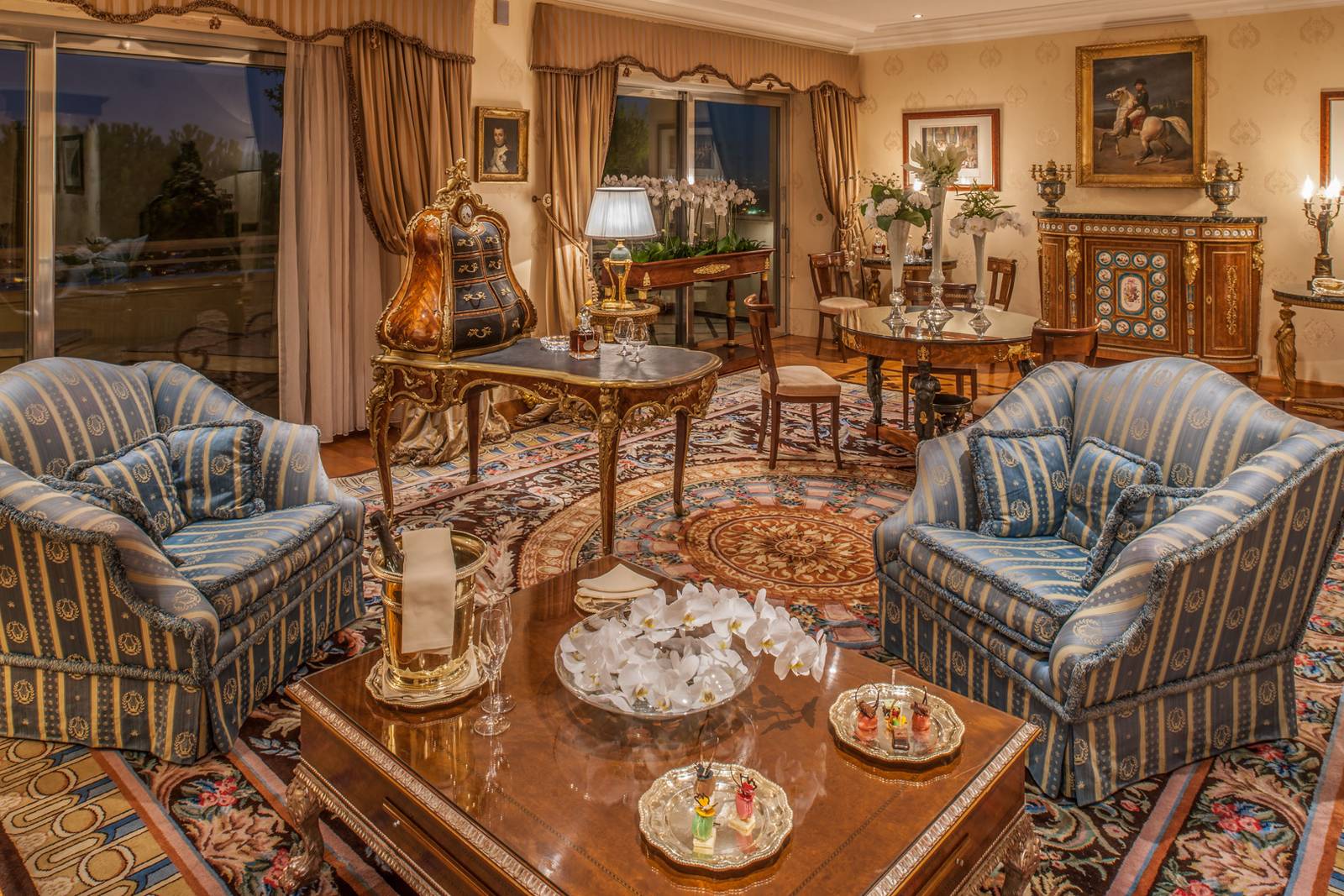 羅馬 Rome Cavalieri Napoleon Suite 起居室