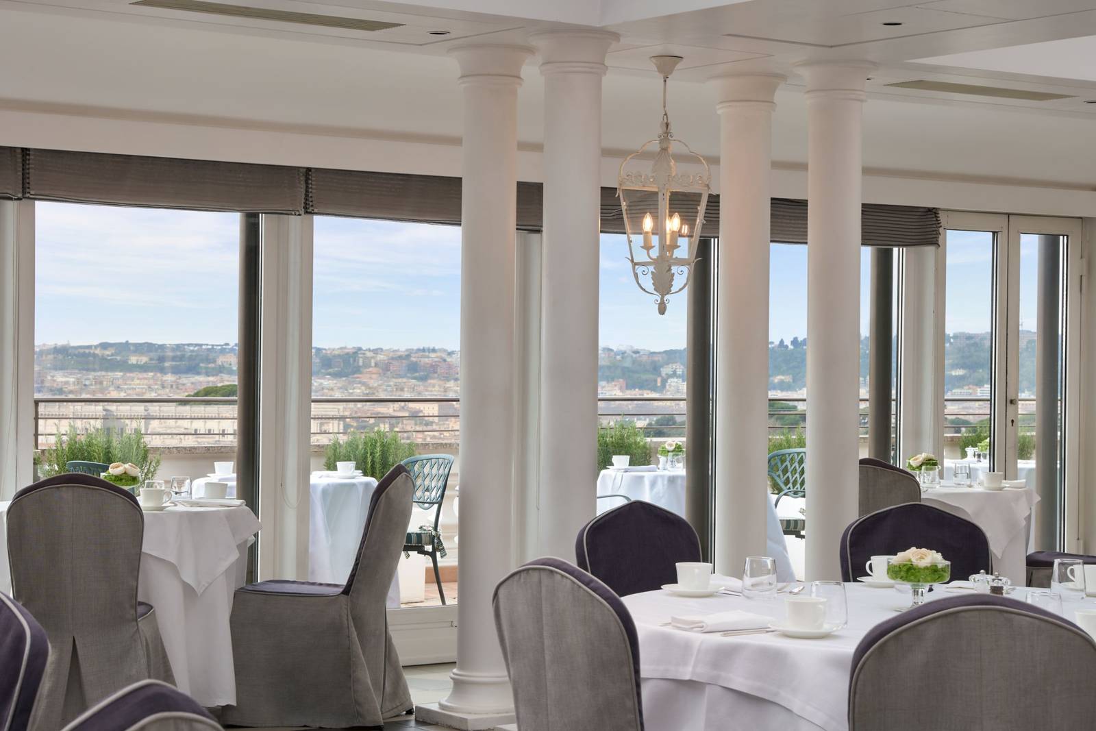 Rome Marriott Grand Hotel Flora 頂樓露台早餐區