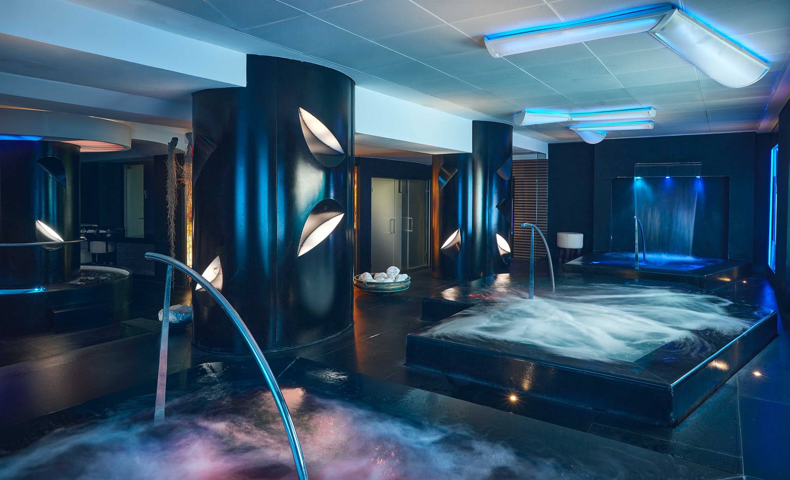 ROMEO Napoli LA SPA Sisley Paris 水療池
