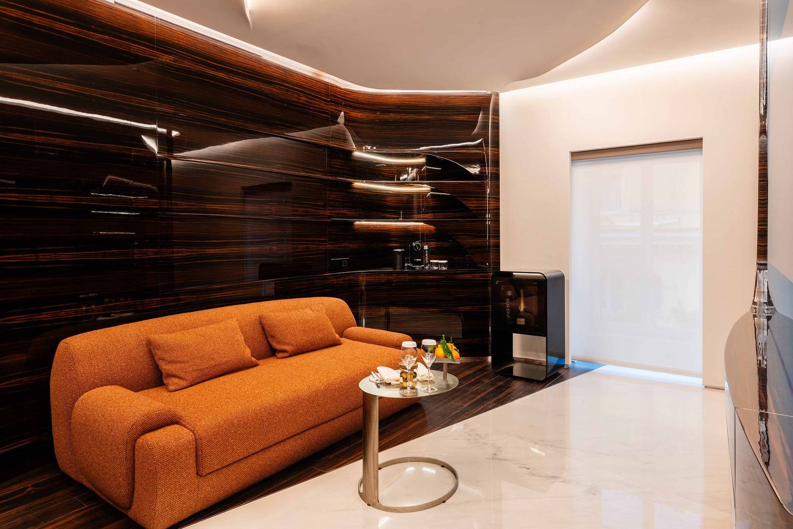 ROMEO Roma Premier Suite 起居區