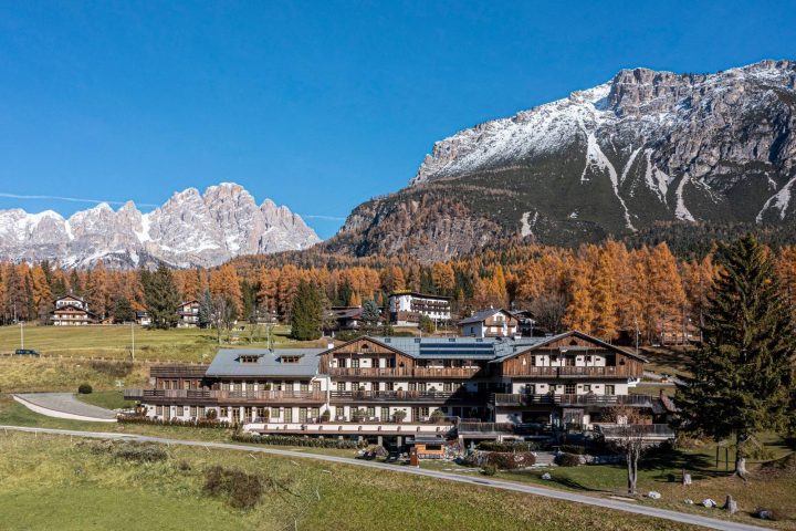 柯蒂納丹佩佐 Rosapetra SPA Resort