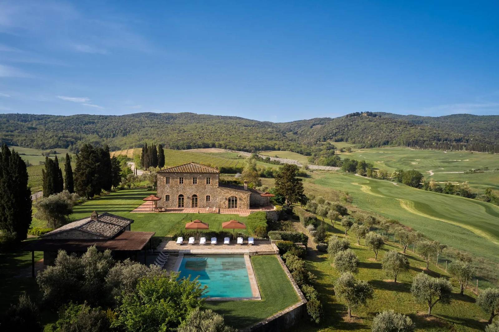 Castiglion del Bosco Villa Sant'Anna 與私人泳池空拍