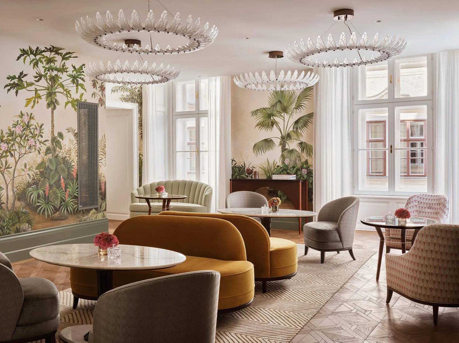 Rosewood Vienna Salon Aurelie 全日酒廊