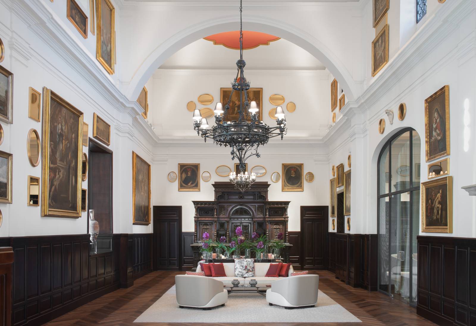 陶爾米納 San Domenico Palace 修道院挑高交誼廳