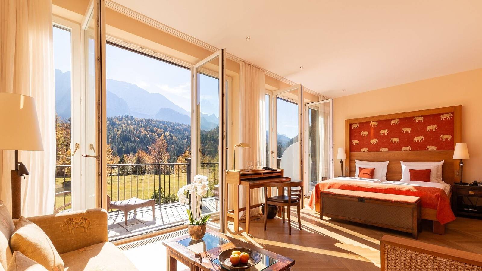 Schloss Elmau Hideaway Junior Suite 山景客房