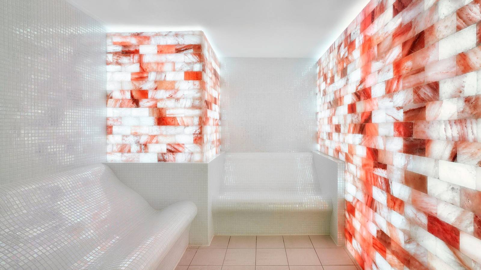 愛丁堡喜來登酒店 One Spa 鹽牆療癒空間