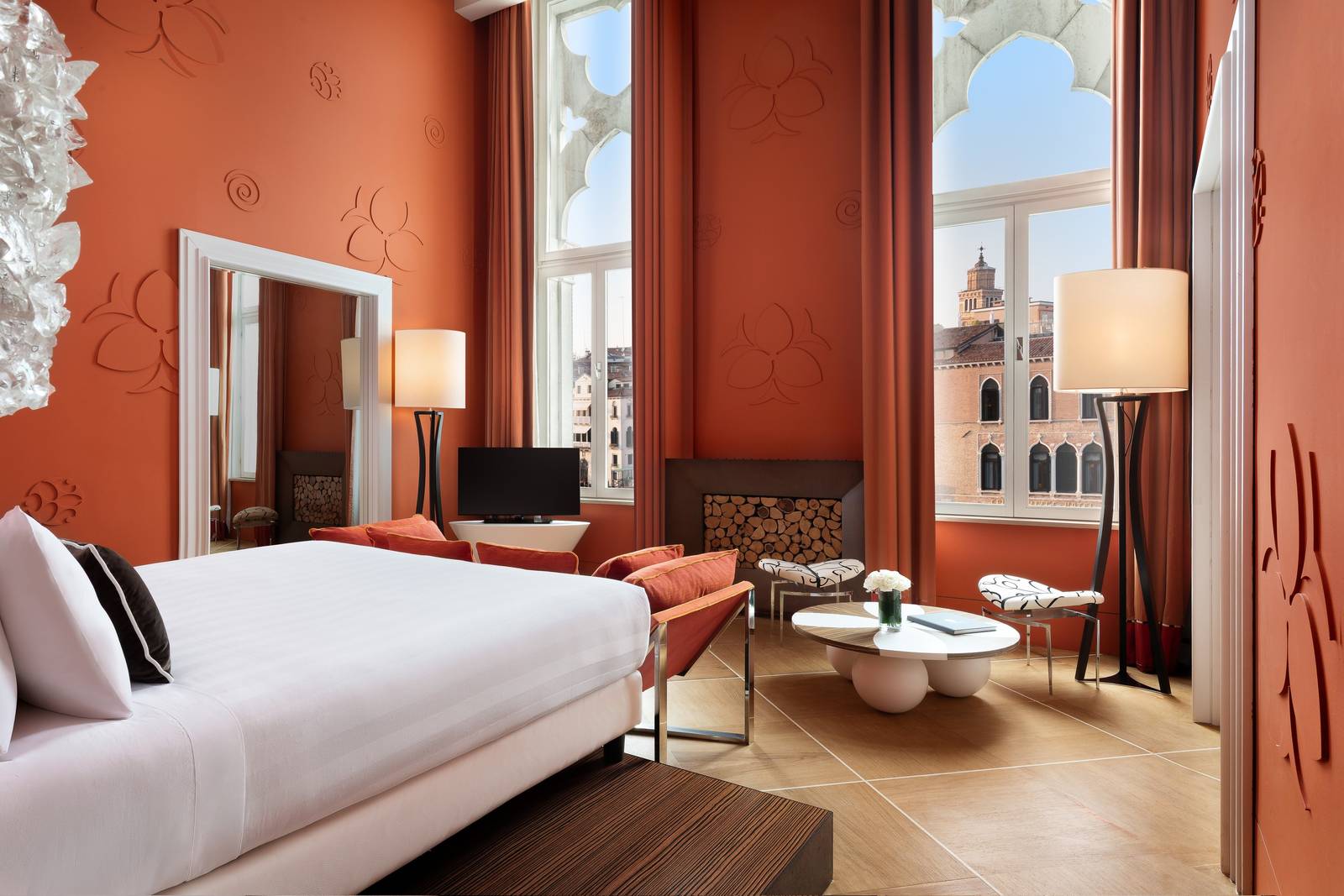 Sina Centurion Palace Grand Canal View Junior Suite