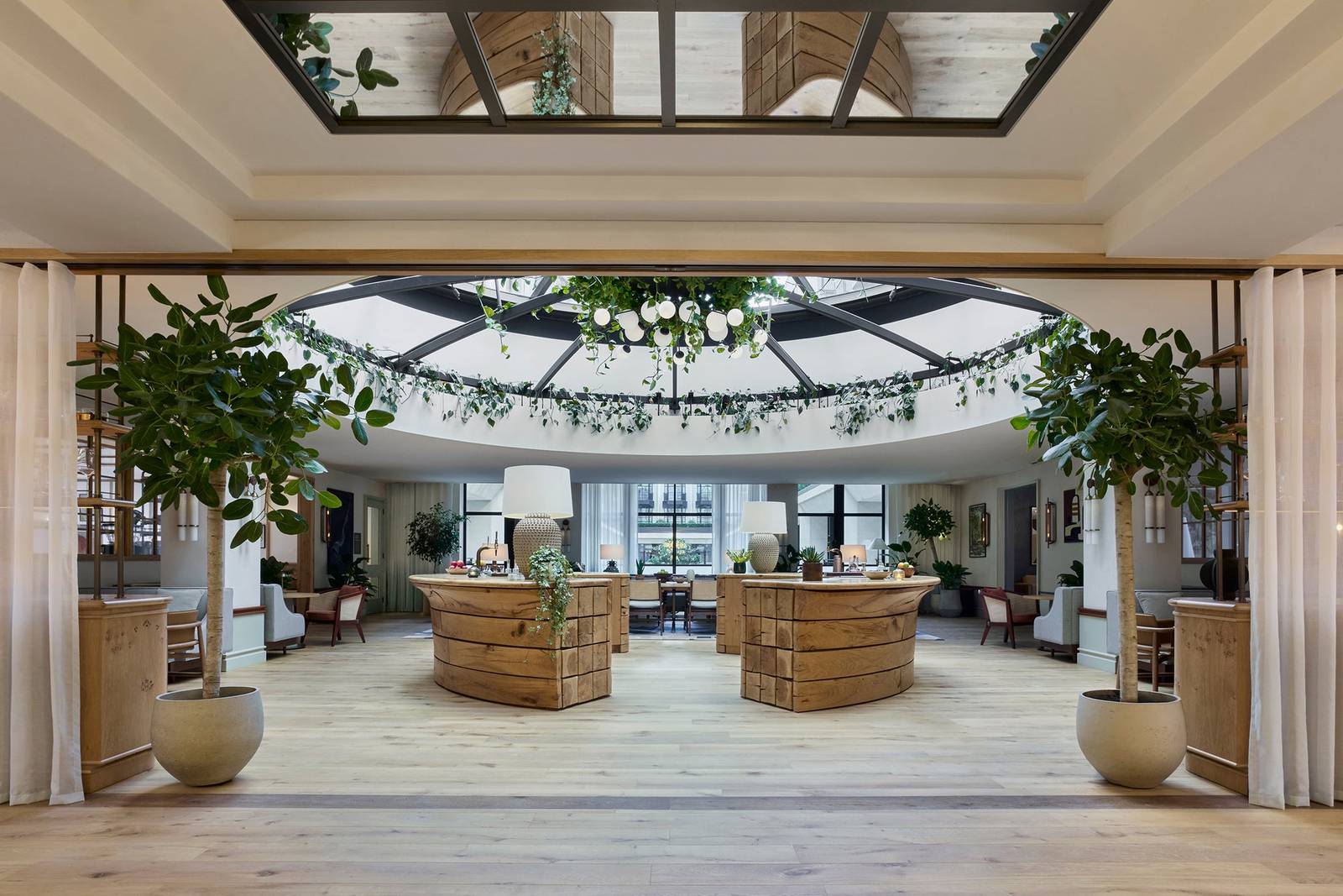 Six Senses London 玻璃穹頂下的 Dome Bar