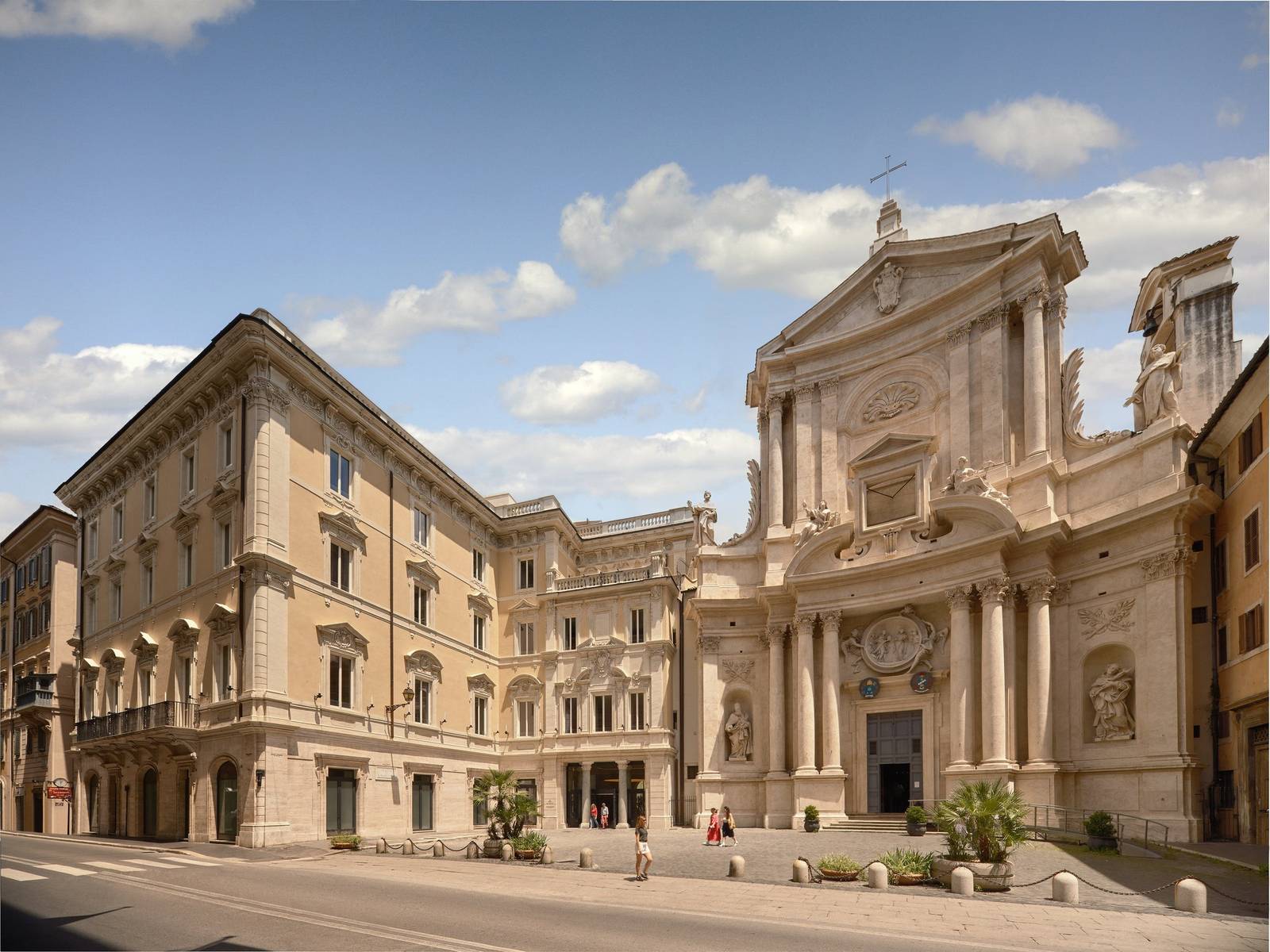 羅馬六善酒店所在的 Palazzo Salviati Cesi Mellini 與聖馬切羅廣場