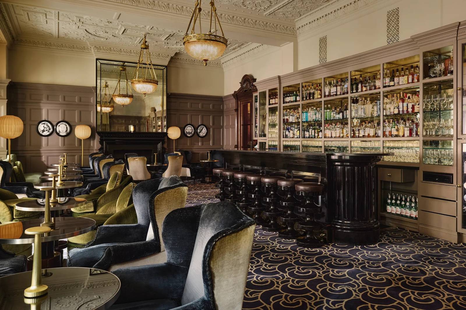 The Connaught Coburg Bar 吧台與座位