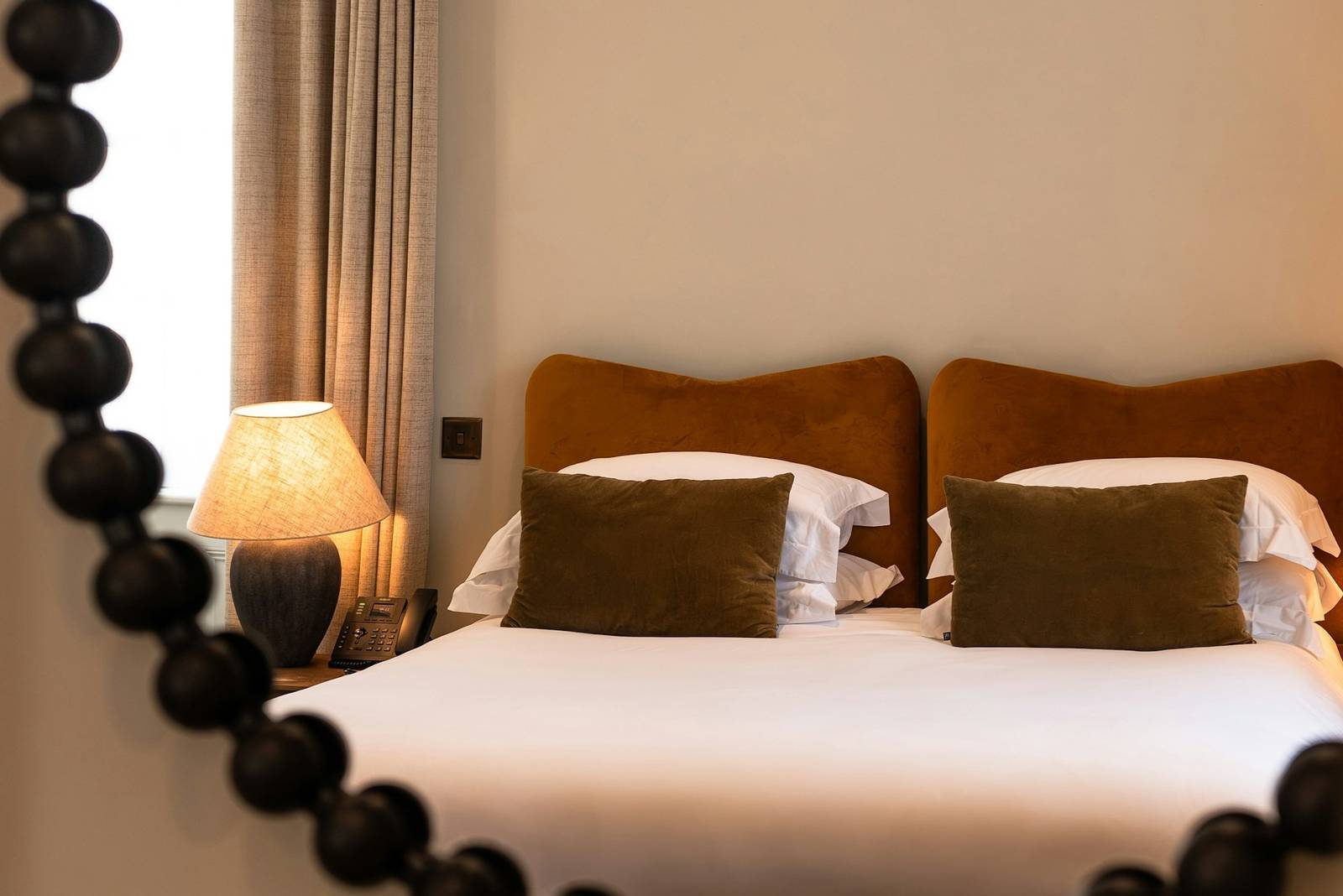 The Feathers Hotel Feature Room 客房