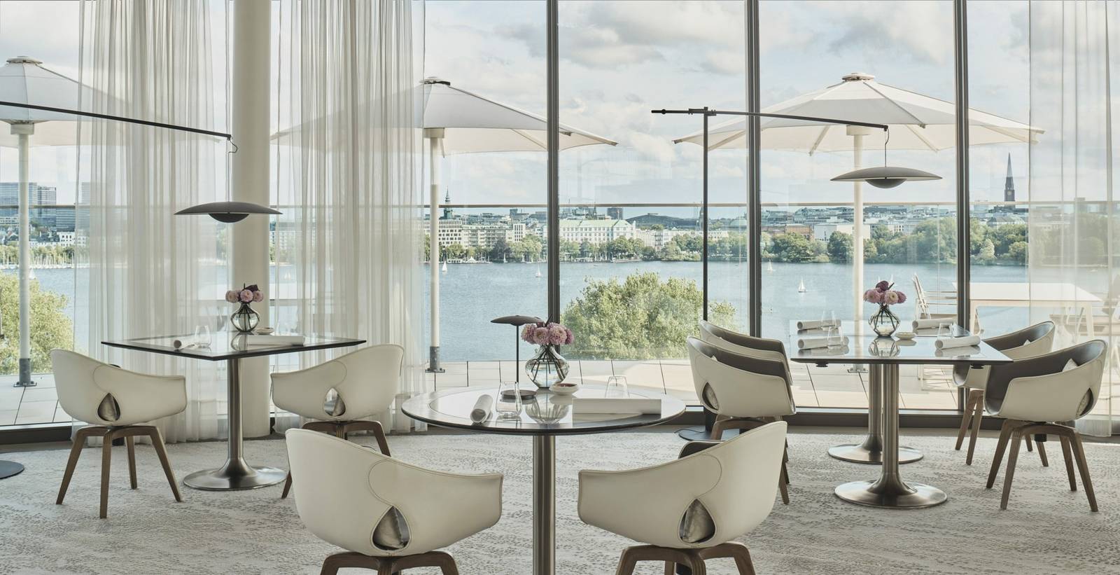 The Fontenay 漢堡酒店 Lakeside 餐廳湖景座位