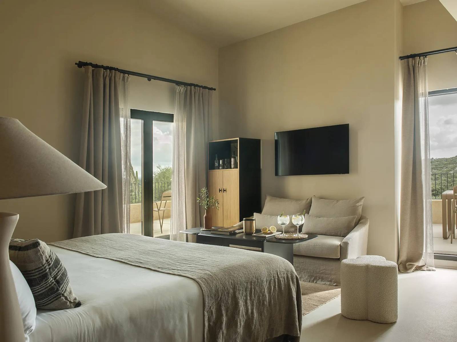 The Lodge Mallorca Grand Terrace Suite 臥室