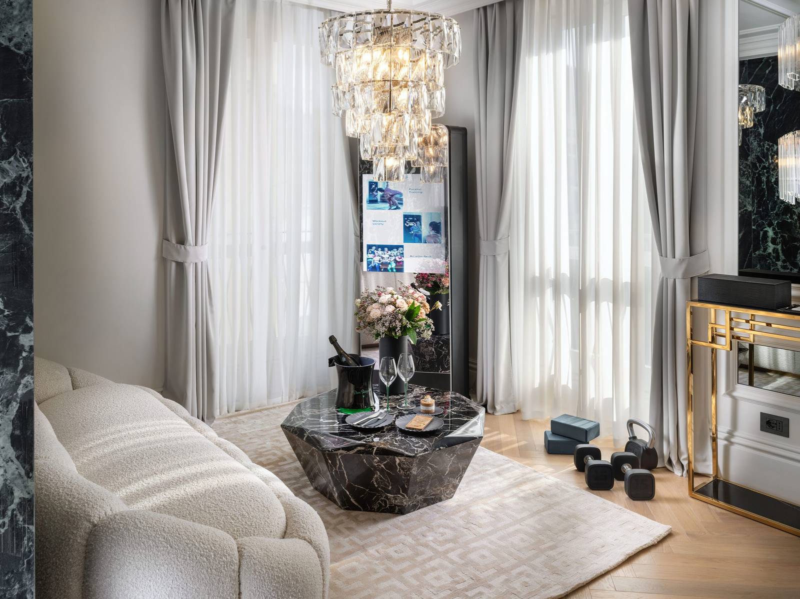 The Plein Hotel SPA Junior Suite Envy 起居區