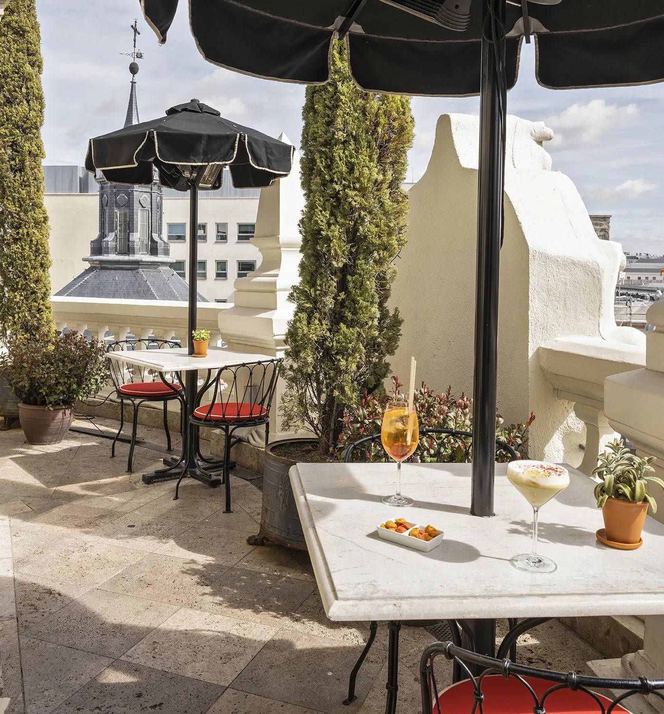 The Principal Madrid Hotel La Pérgola 露台座位