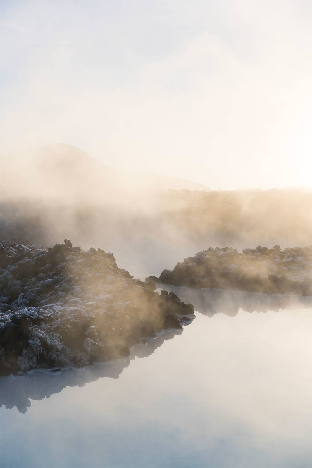 The Retreat at Blue Lagoon 晨霧中的 Retreat Lagoon