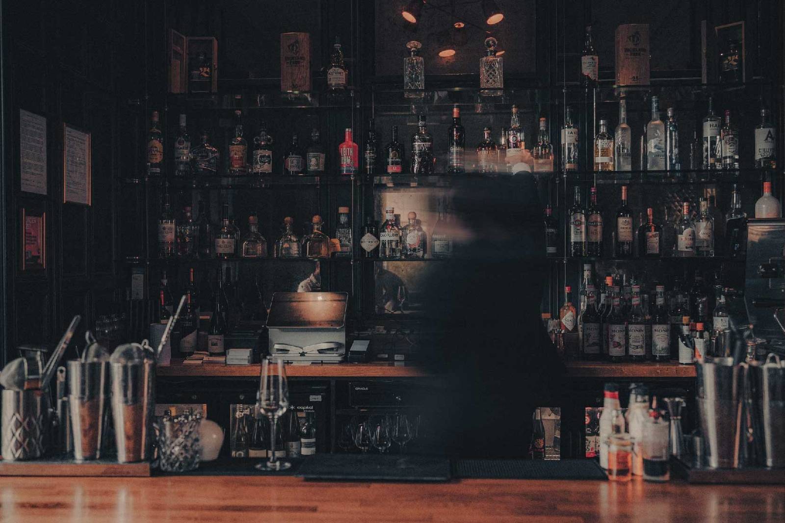The Bar 酒吧吧台