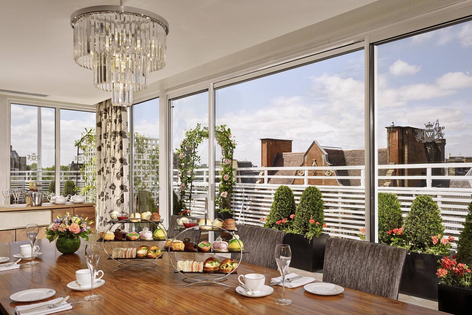 倫敦 The Westbury Mayfair St. George's Penthouse 景觀起居區