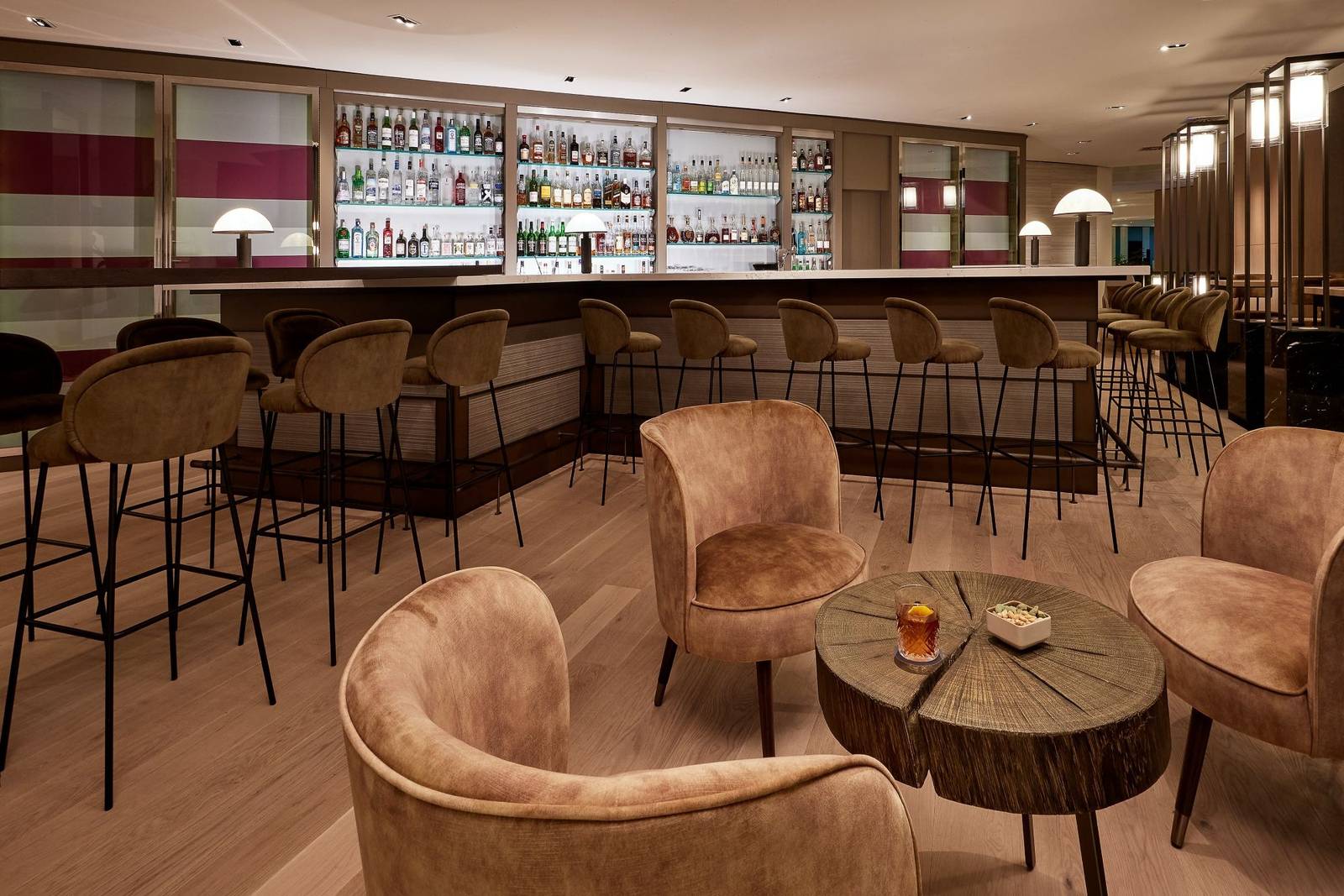 法蘭克福威斯汀大酒店 Main Tapas Lounge 吧台