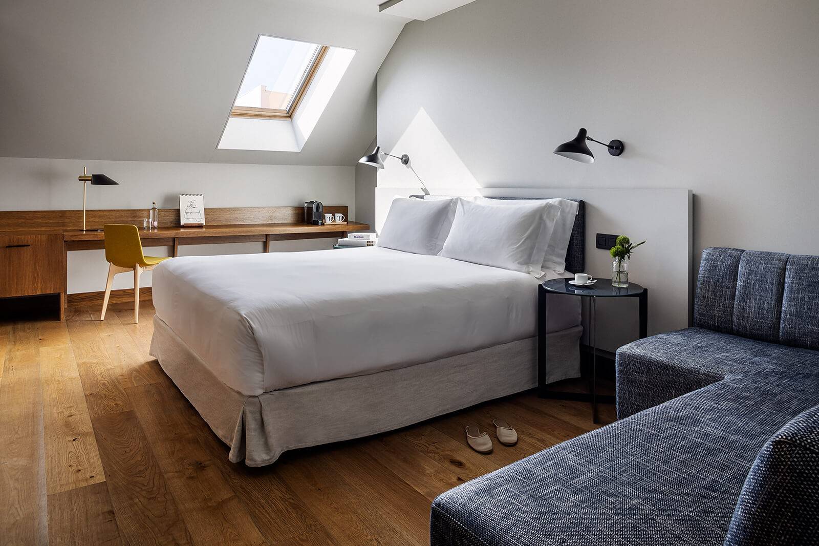 馬德里 TÓTEM Madrid Attic Junior Suite 天窗客房
