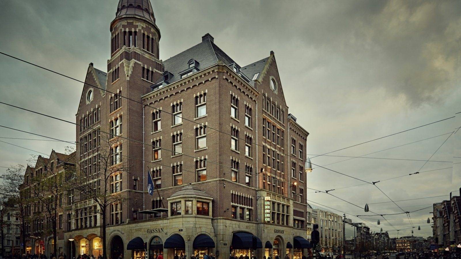 阿姆斯特丹 Hotel TwentySeven 水壩廣場旁的百年建築外觀