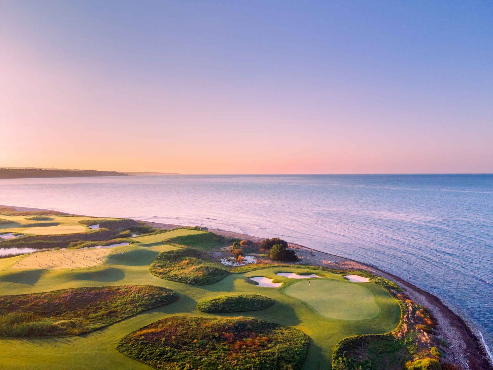 Verdura Resort 臨海的高爾夫球場果嶺
