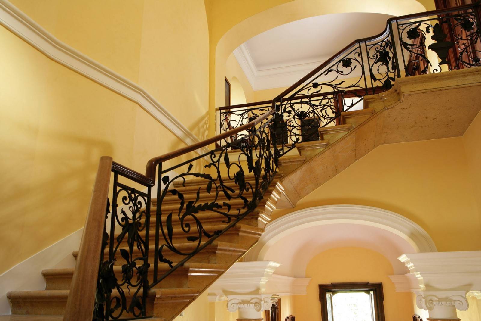 Villa Spalletti Trivelli 迴旋樓梯