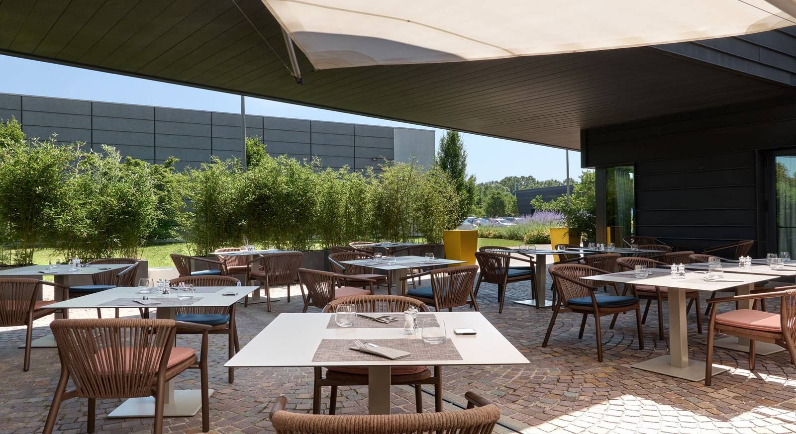 voco Venice Mestre - The Quid Ludico 餐廳露台座位