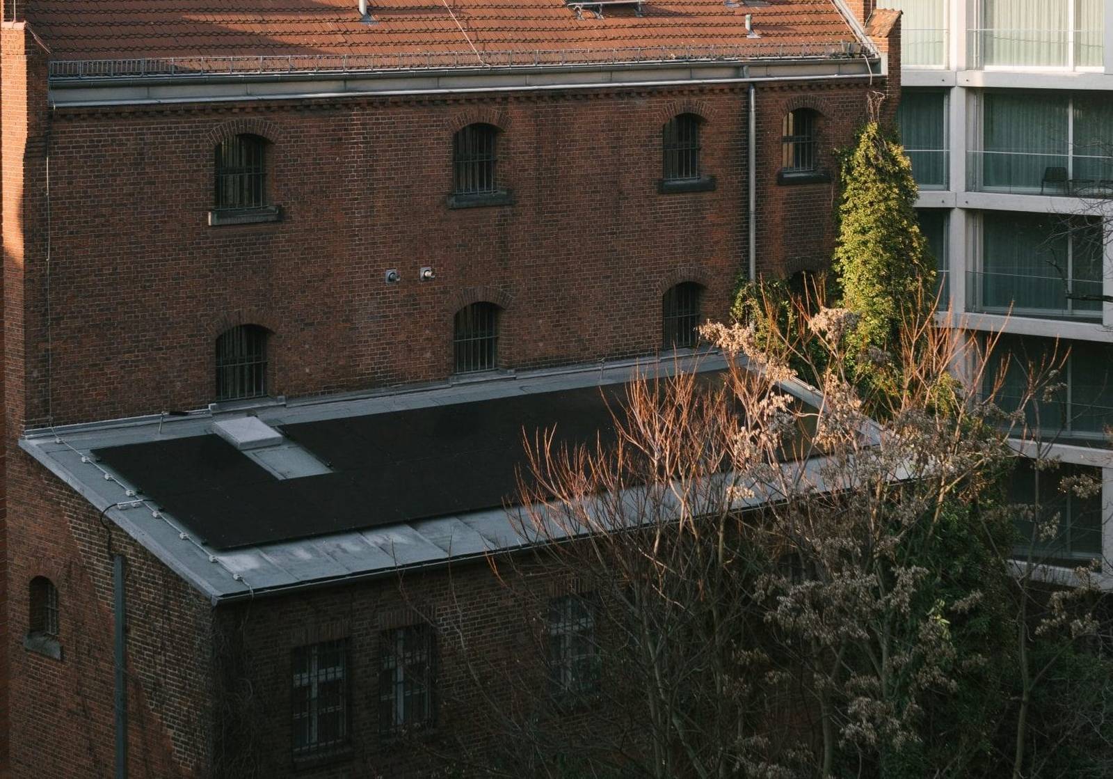 柏林 Wilmina 百年紅磚法院監獄建築與新館