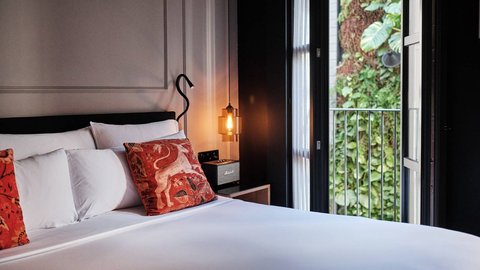 巴塞隆納 Wittmore Hotel Small 客房窗外的垂直花園