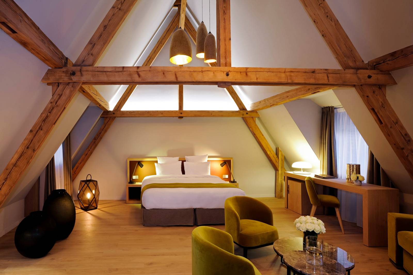 5 Terres Hôtel & Spa 木樑斜頂套房