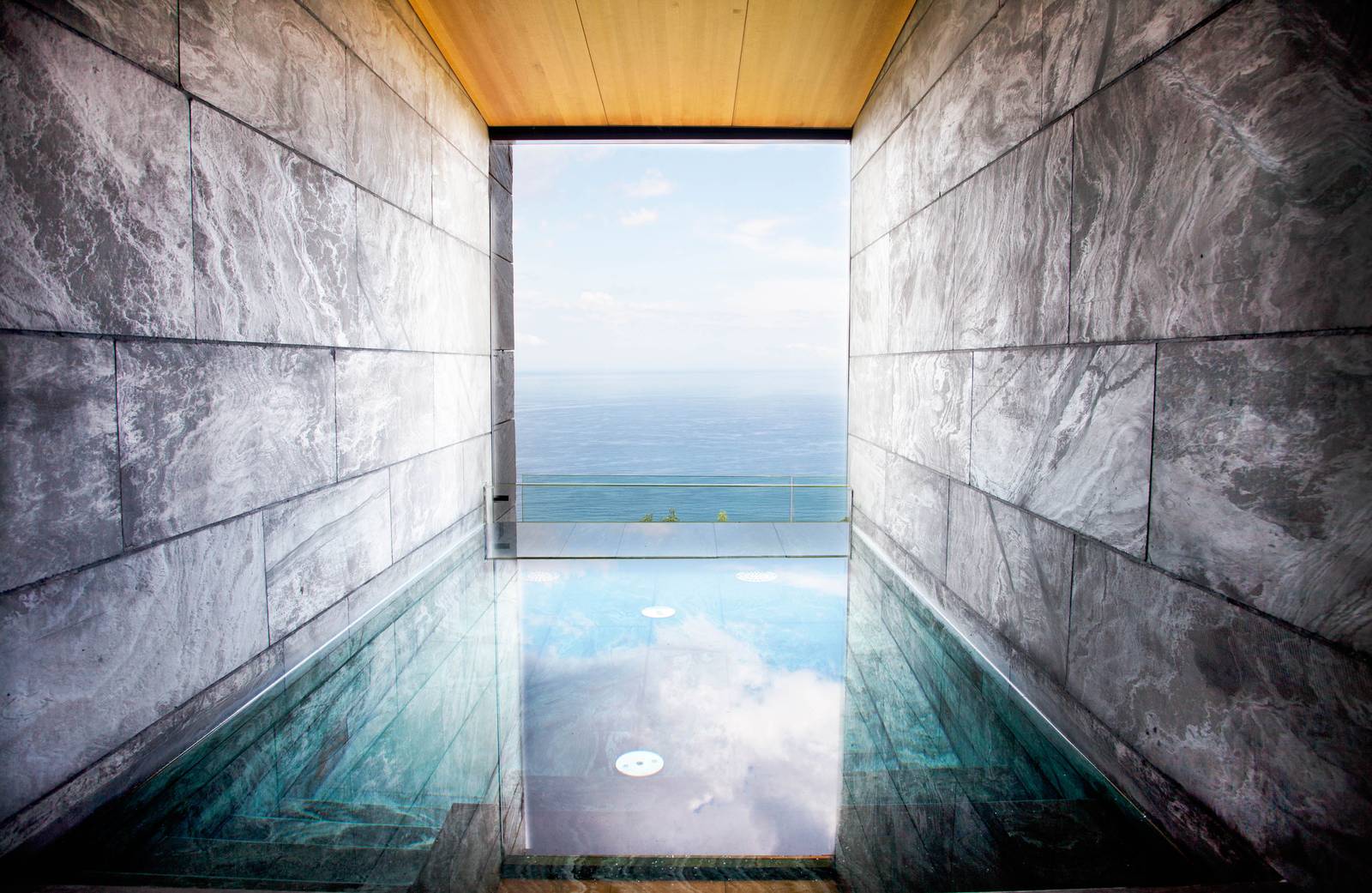 聖塞巴斯提安 AKELARRE Ocean Suite 面海的私人溫水池